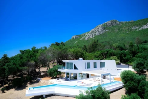 Beachfront Villa in Corfu for sale 9