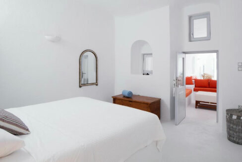 Caldera Residence for sale at Imerovigli Santorini 1
