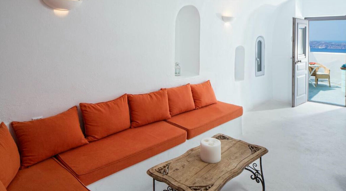 Caldera Residence for sale at Imerovigli Santorini 2