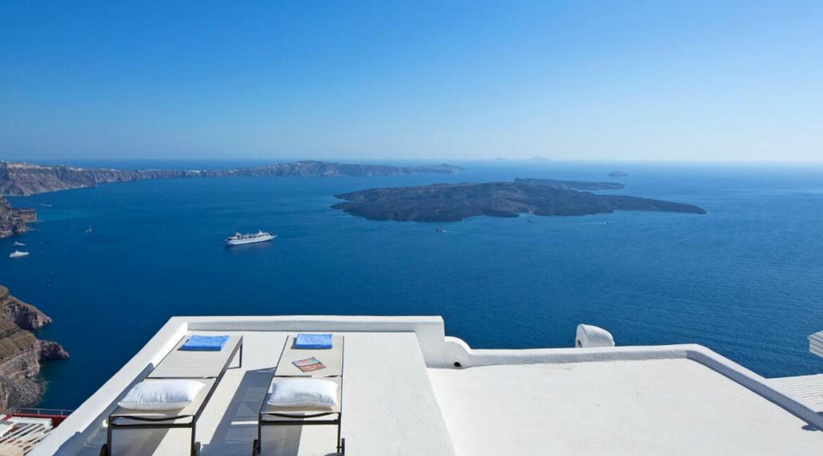 Caldera Residence for sale at Imerovigli Santorini 3