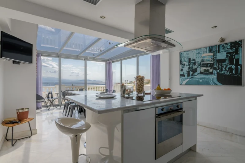 Luxury Villa for sale Rafina, Athens, Attica in 38.031826837457,23.992080688477,12