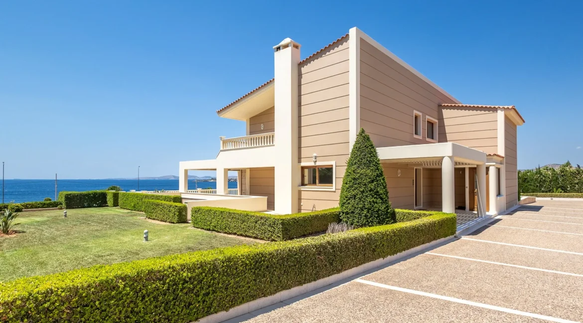 Seafront Property for Sale in Saronida Athens 6