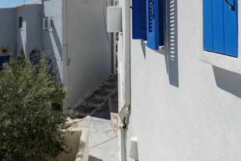 Traditional Santorini Duplex for sale in Santorini, Emporio Village 11