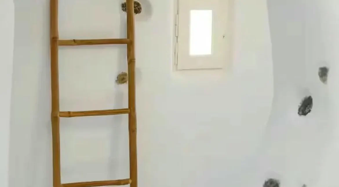 Traditional Santorini Duplex for sale in Santorini, Emporio Village 3
