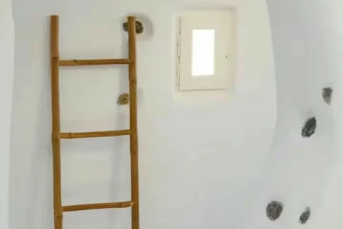 Traditional Santorini Duplex for sale in Santorini, Emporio Village 3