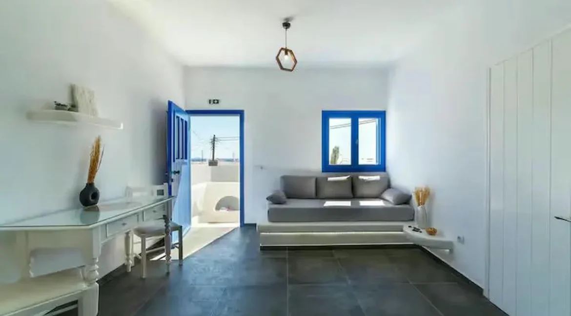 Traditional Santorini Duplex for sale in Santorini, Emporio Village 4
