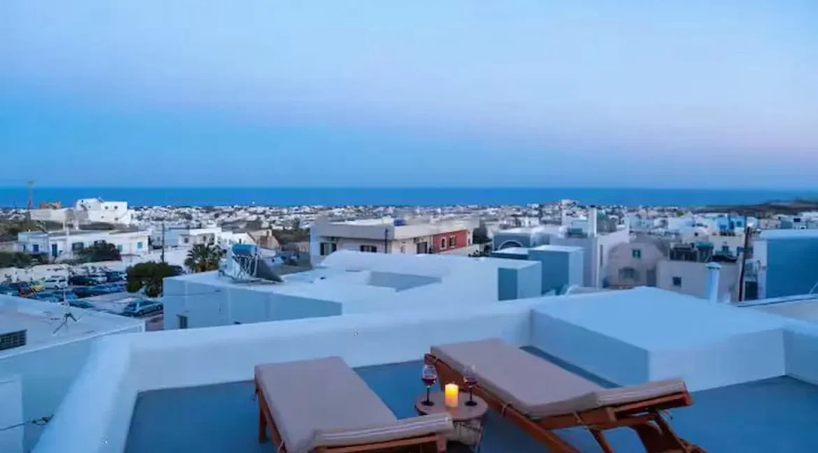 Traditional Santorini Duplex for sale in Santorini, Emporio Village 8