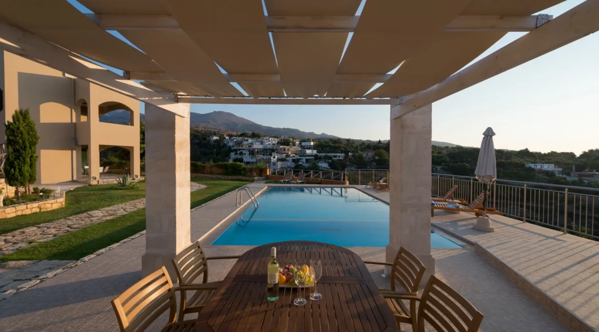 a-rare-inland-sanctuary-in-crete-peacefu_11