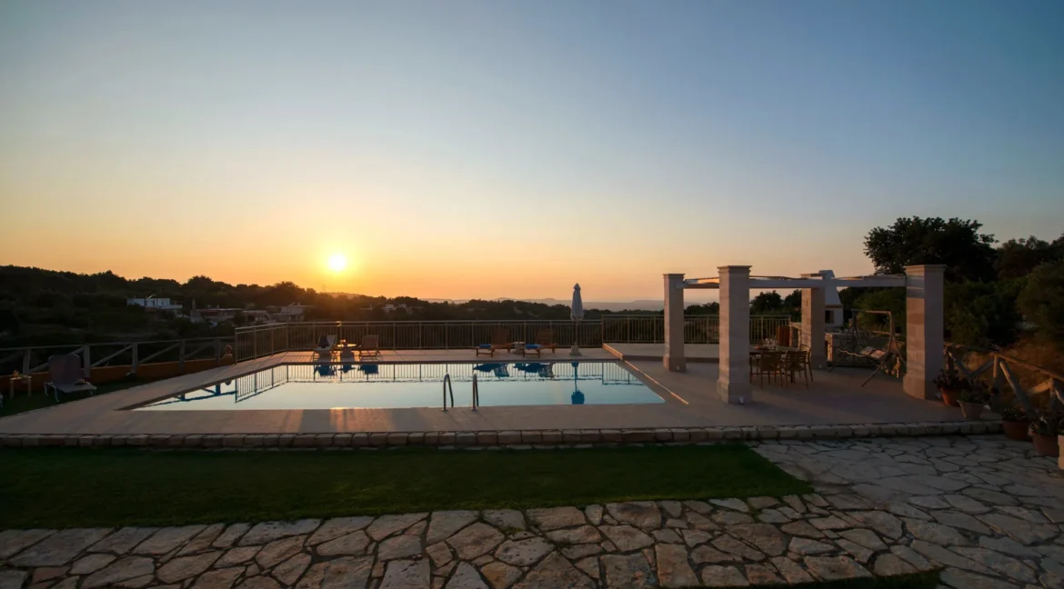 a-rare-inland-sanctuary-in-crete-peacefu_13