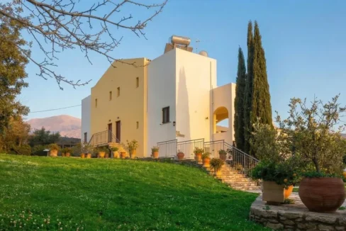 a-rare-inland-sanctuary-in-crete-peacefu_14