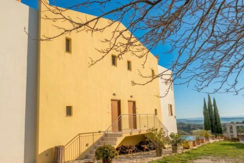 a-rare-inland-sanctuary-in-crete-peacefu_16