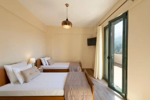 a-rare-inland-sanctuary-in-crete-peacefu_20