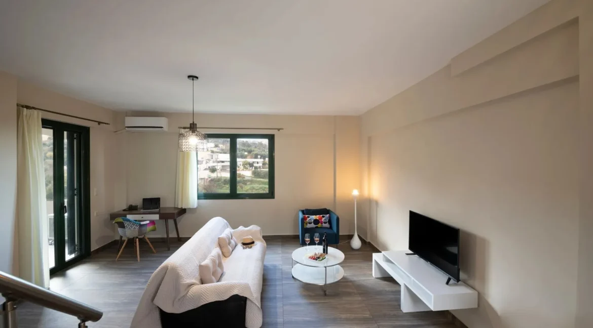 a-rare-inland-sanctuary-in-crete-peacefu_25