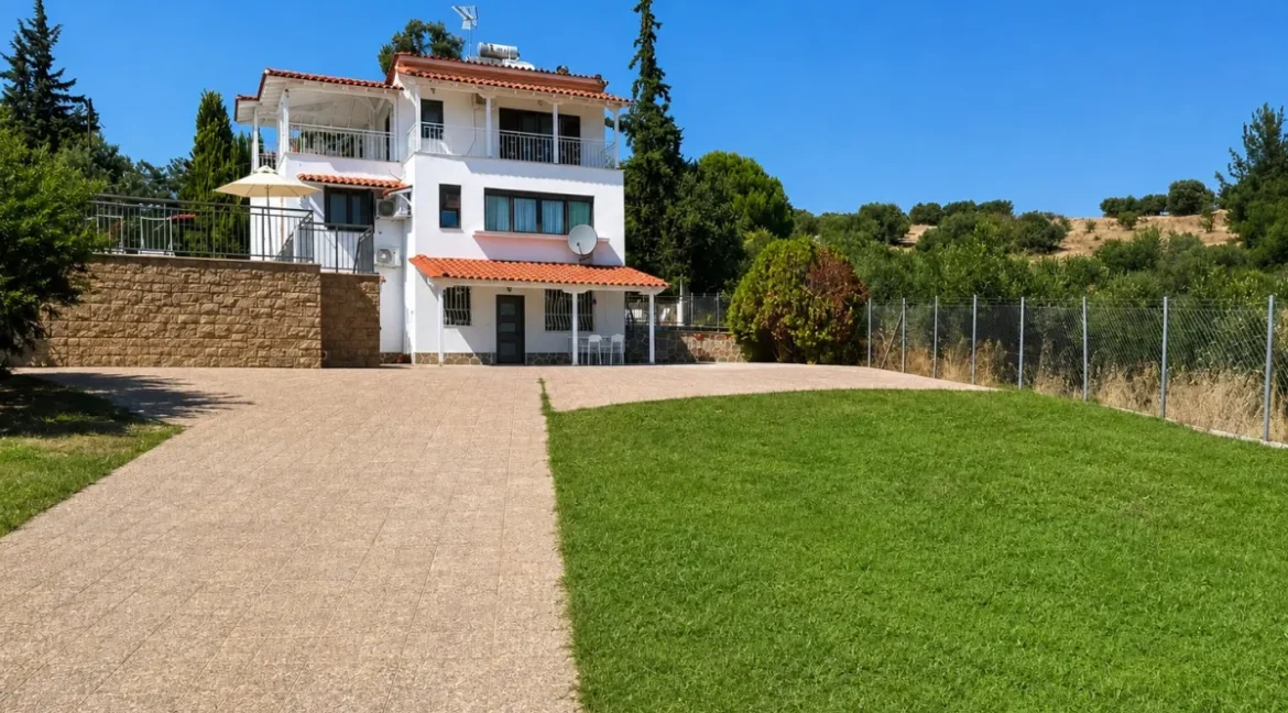 Luxury Villa for sale in Sithonia, near Nikiti