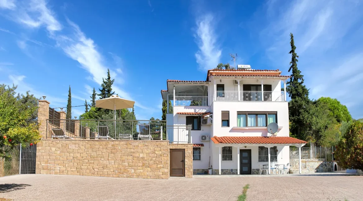 Luxury Villa for sale in Sithonia, near Nikiti