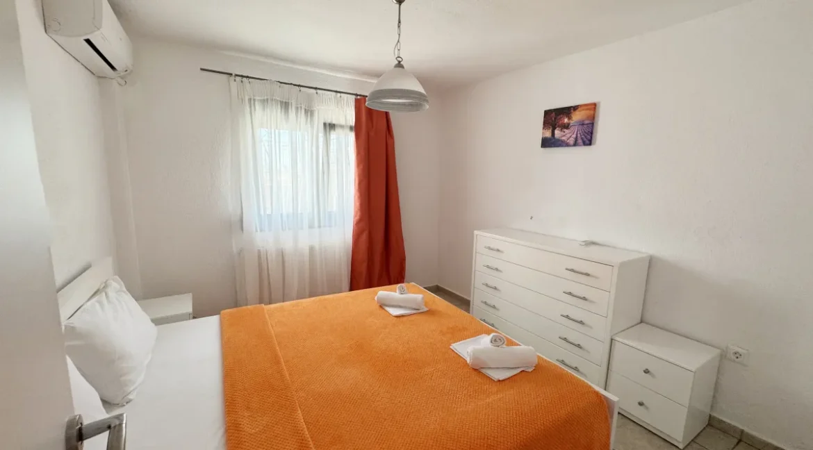 a-unique-villa-180-sq-m-with-panoramic-v_20