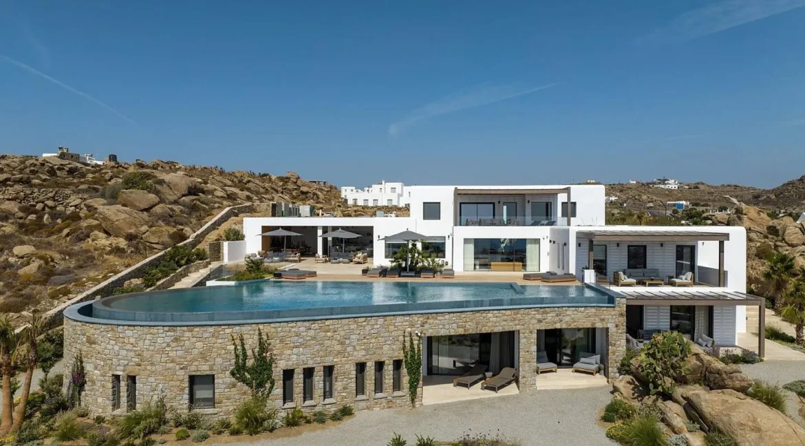 Luxury Villa in Mykonos for sale