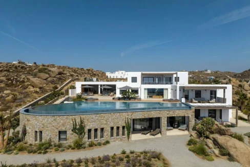 Luxury Villa in Mykonos for sale