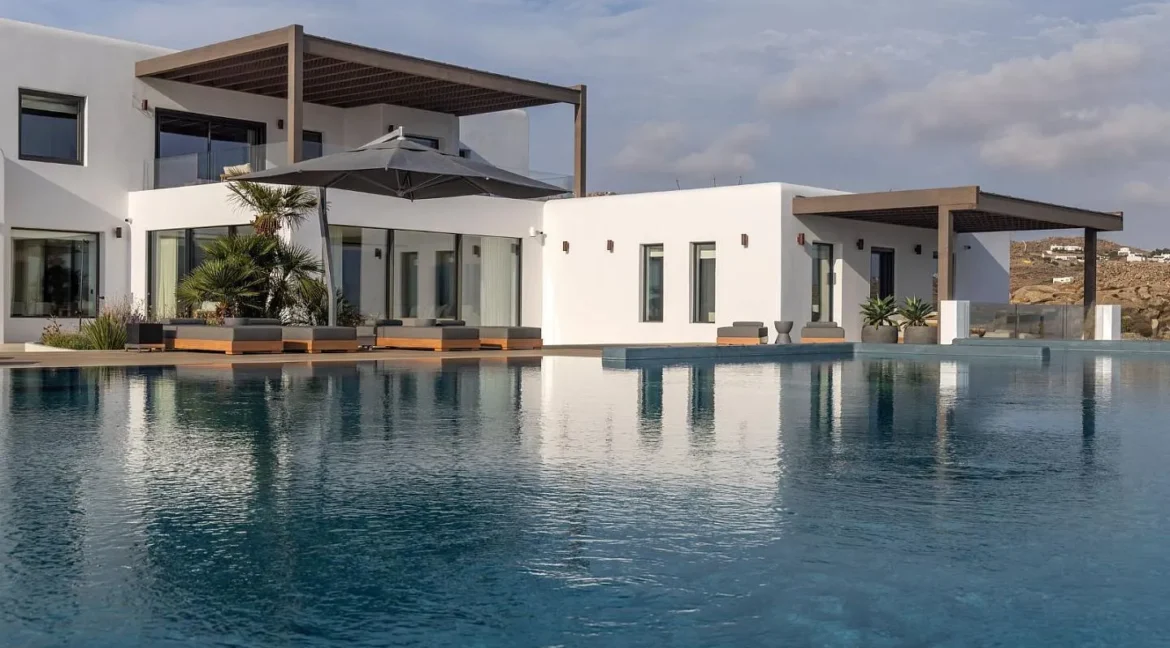 Luxury Villa in Mykonos for sale