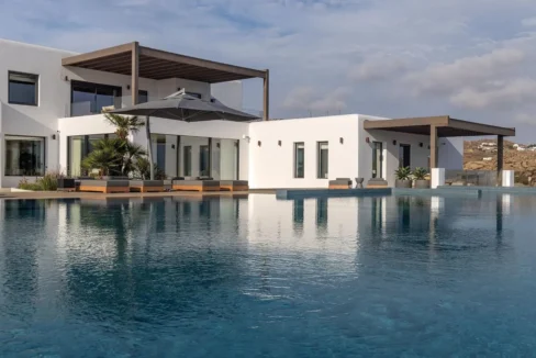 Luxury Villa in Mykonos for sale