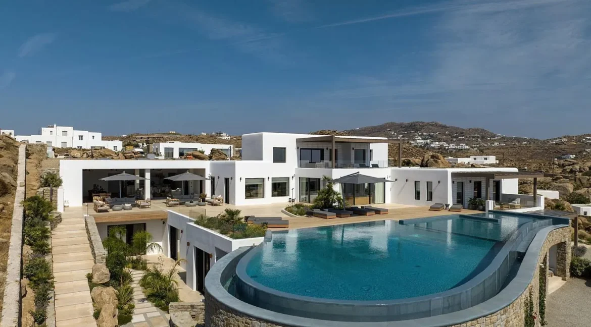 Luxury Villa in Mykonos for sale