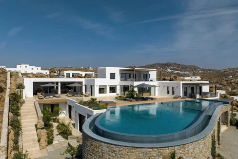 Luxury Villa in Mykonos for sale