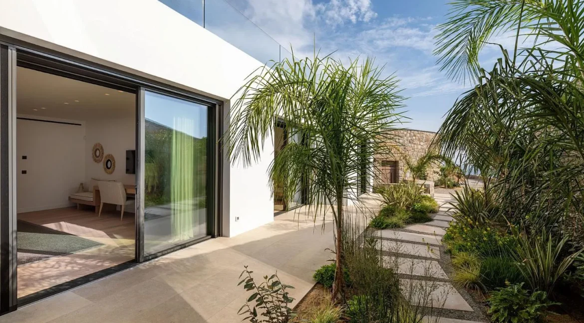 Luxury Villa in Mykonos for sale