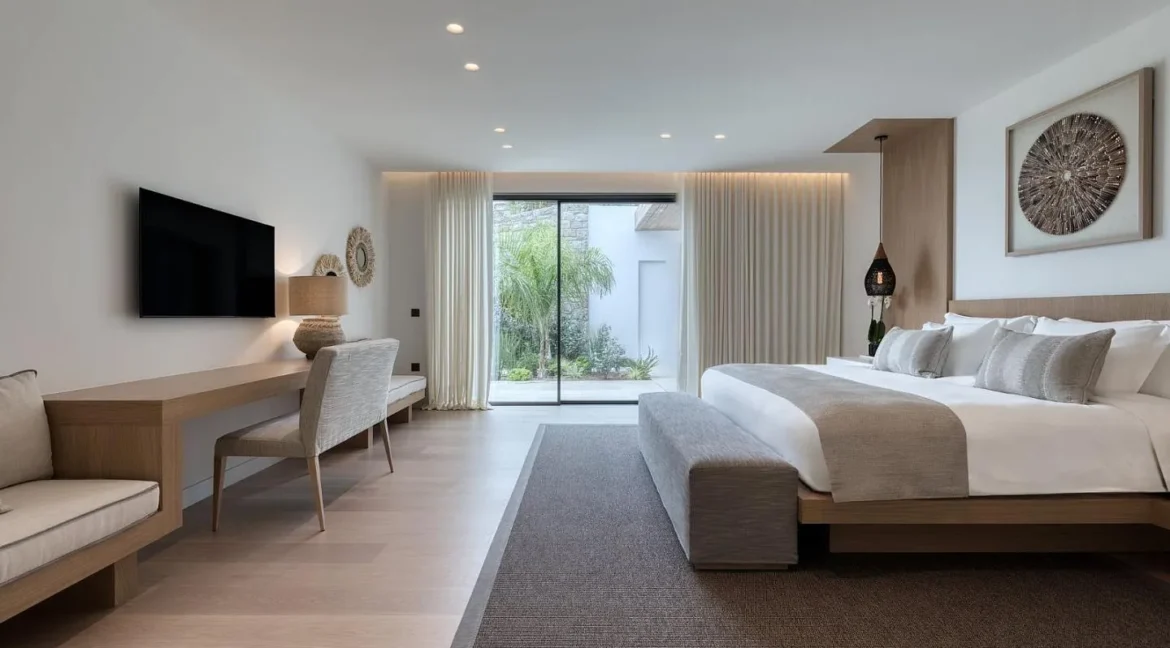 Luxury Villa in Mykonos for sale