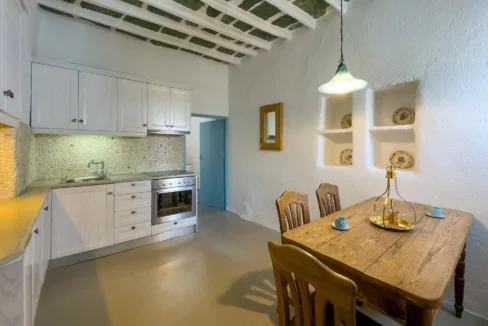 historic-folegandros-cliffhouse_03
