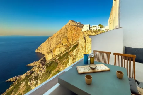 Folegandros Cliffhouse for sale