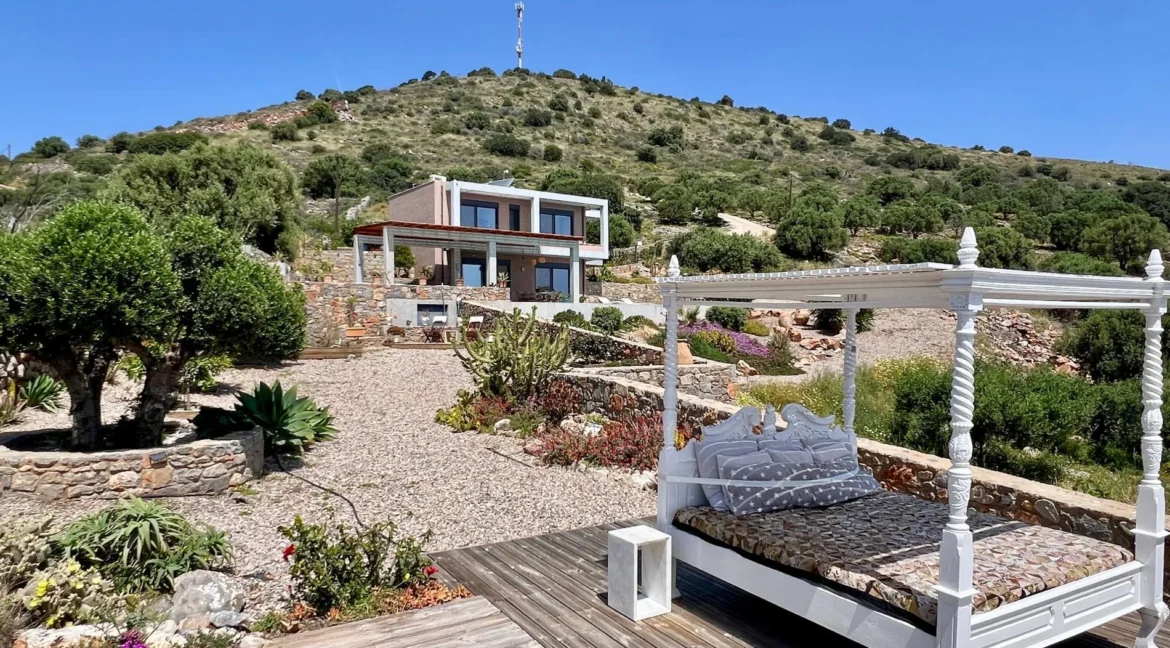 luxury-villa-above-elounda-with-panorami_27
