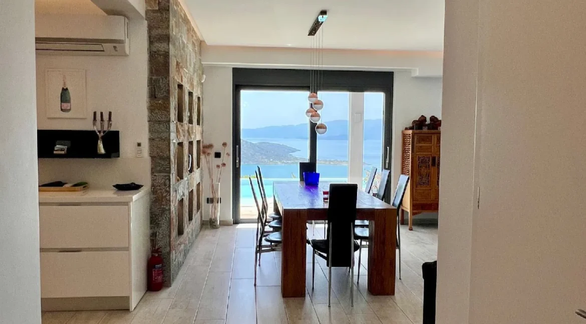 luxury-villa-above-elounda-with-panorami_35