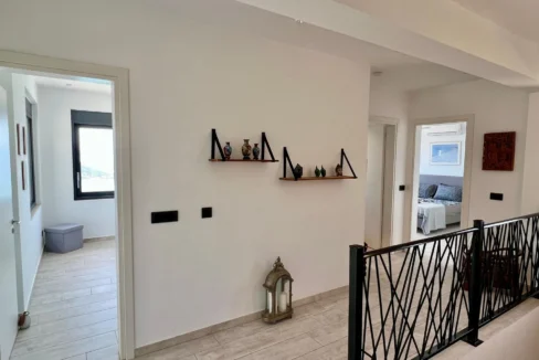 luxury-villa-above-elounda-with-panorami_47