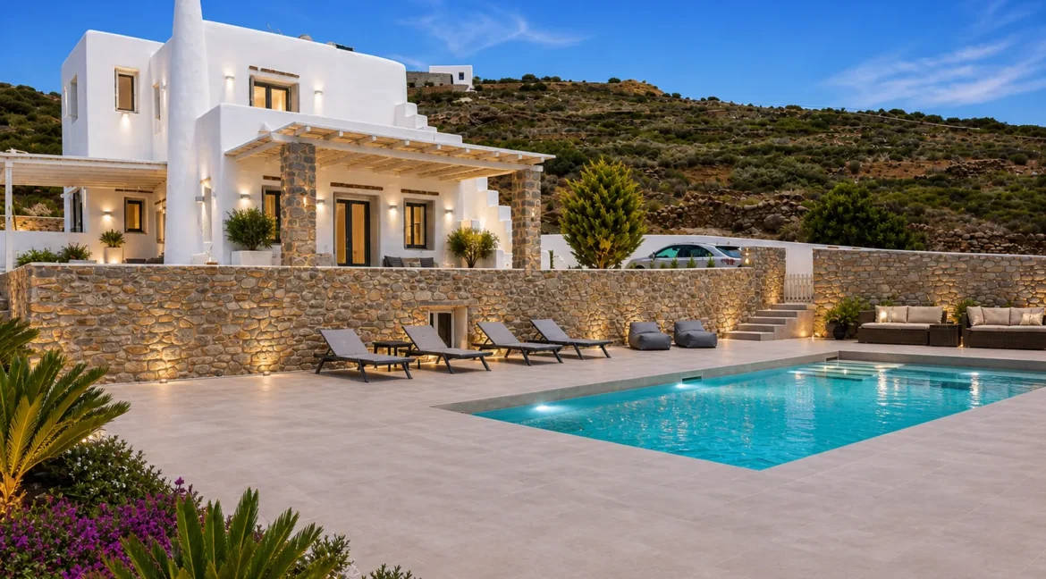 Luxurious Property for sale in Paros
