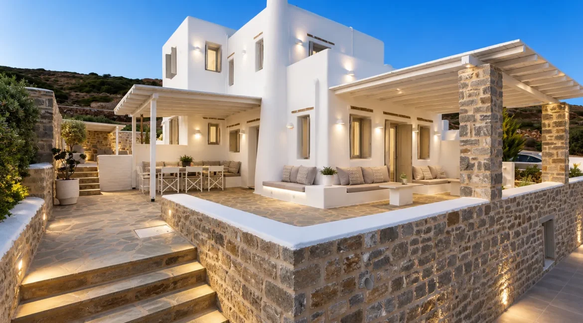 Luxurious Property for sale in Paros