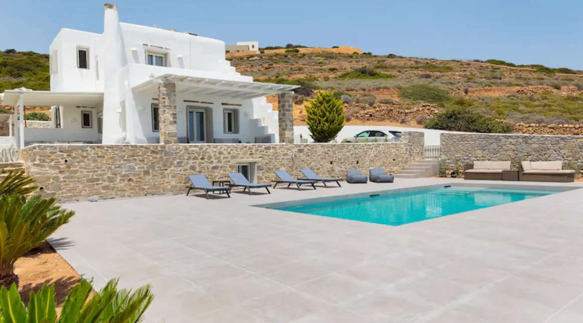 Luxurious Property for sale in Paros
