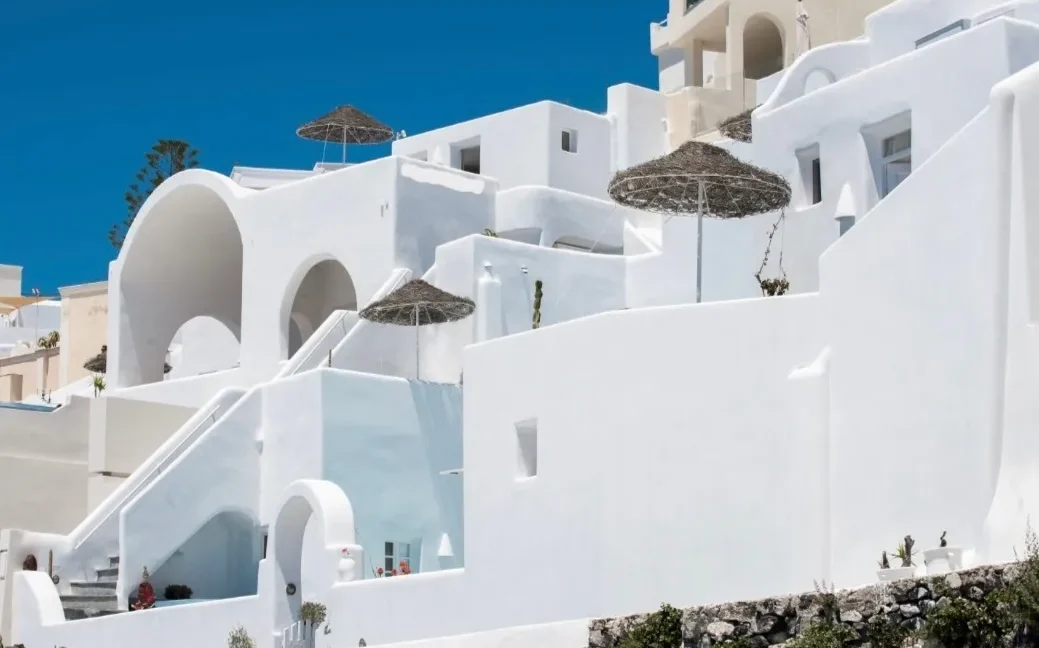 rare-luxury-hotel-for-sale-in-santorini-_05