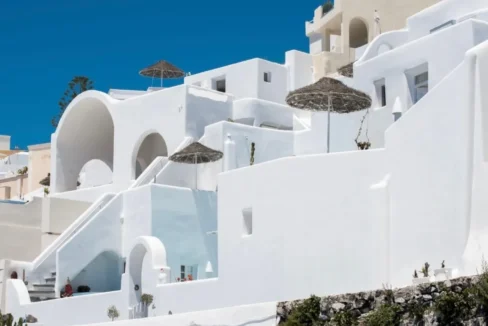 rare-luxury-hotel-for-sale-in-santorini-_05