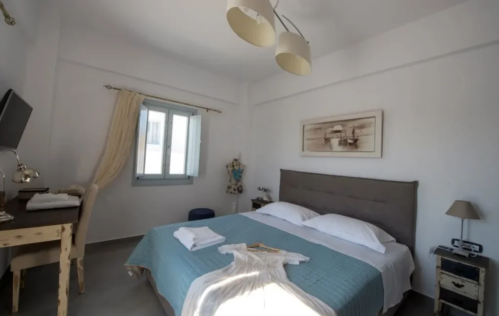 3 Houses for Sale in Santorini Karterados