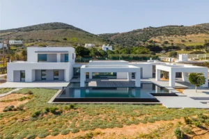 Luxurious Beachfront Property on Antiparos island