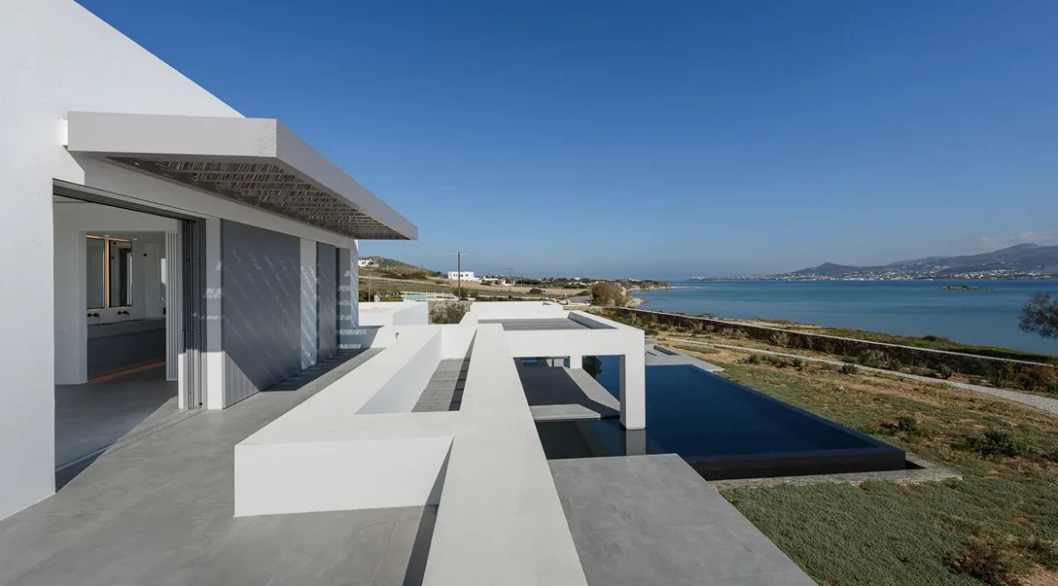 Luxurious Beachfront Property on Antiparos island