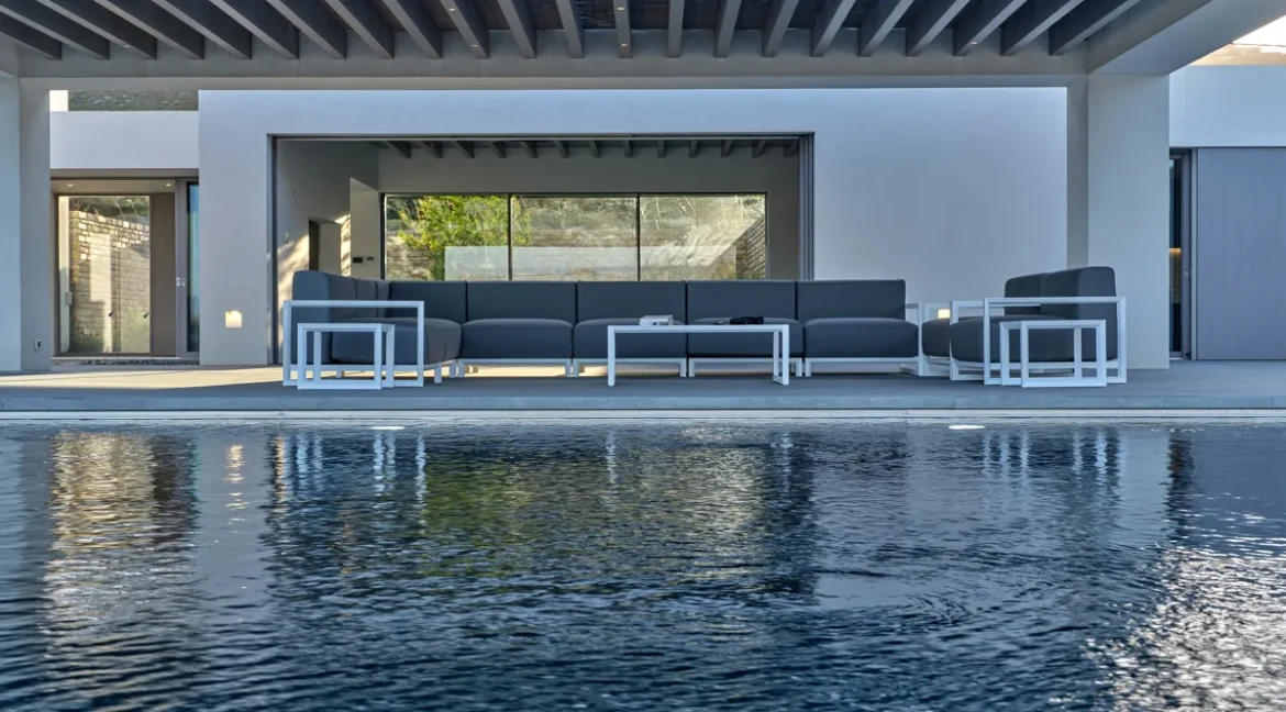 Luxurious Beachfront Property on Antiparos island