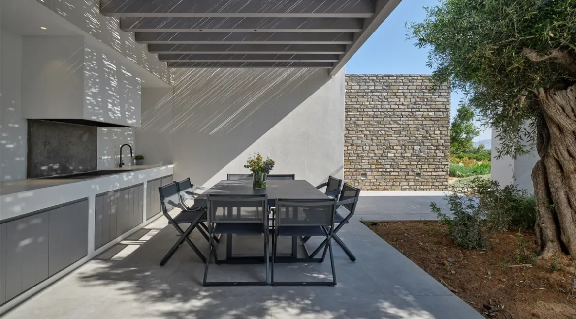 Luxurious Beachfront Property on Antiparos island