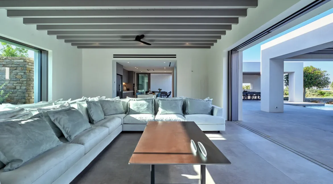 Luxurious Beachfront Property on Antiparos island