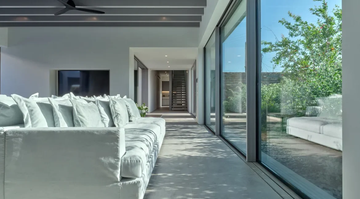 Luxurious Beachfront Property on Antiparos island