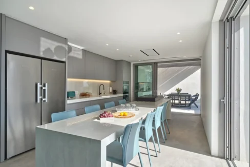 Luxurious Beachfront Property on Antiparos island
