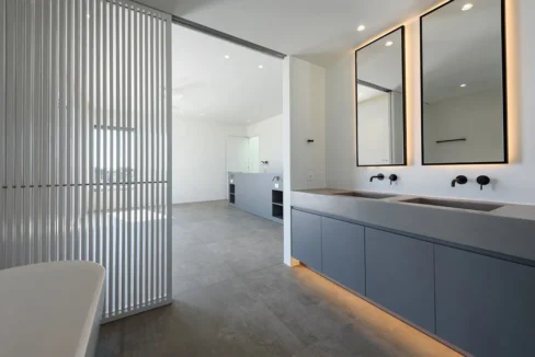 Luxurious Beachfront Property on Antiparos island
