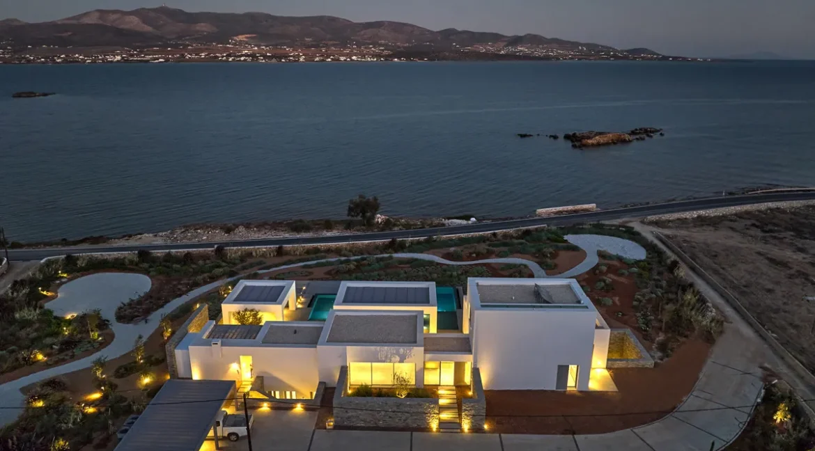 Luxurious Beachfront Property on Antiparos island
