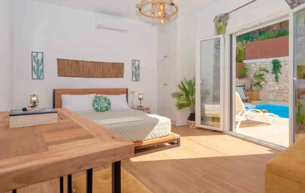 villa-313-sqm-in-crete-greece_05