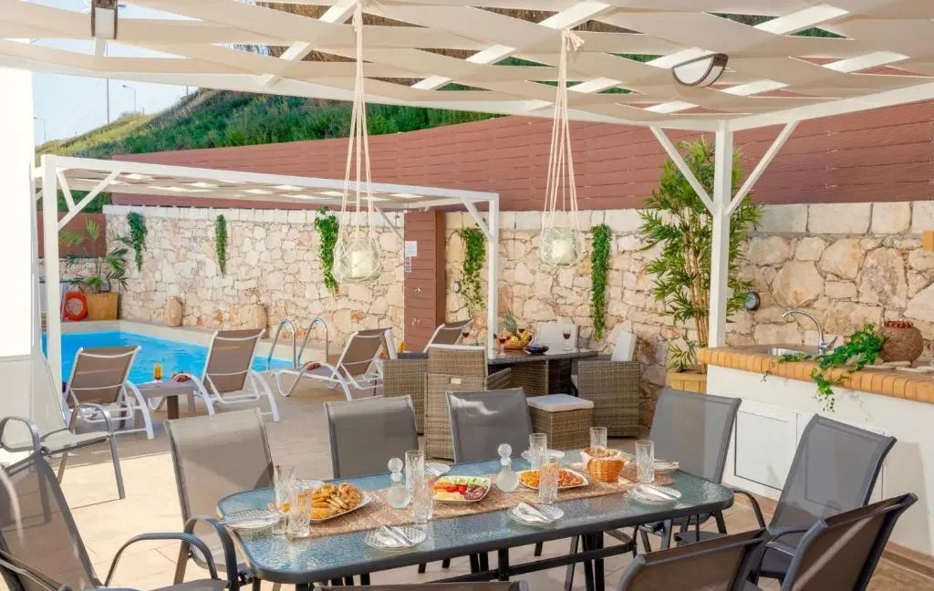 villa-313-sqm-in-crete-greece_10
